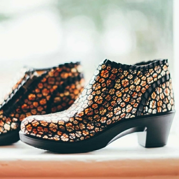 Alegria Hannah Autumn Poppy floral booties size 40 eur - Picture 2 of 12